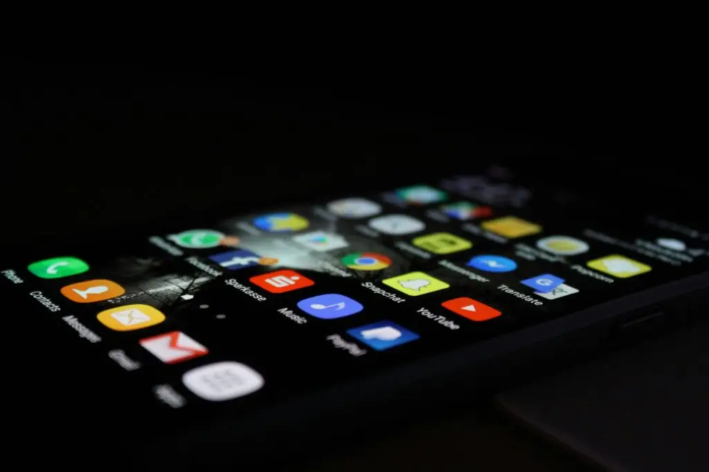 Does AI Help Extend Smartphone Battery Life? Exploring the Intersection of Technology and Longevity